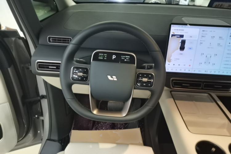 Used Li Auto MEGA 2025 Home Family Special Edition Steering Wheel
