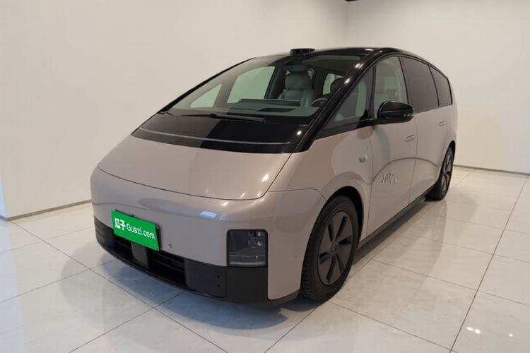 Li Auto MEGA 2025 Home Family Special Edition
