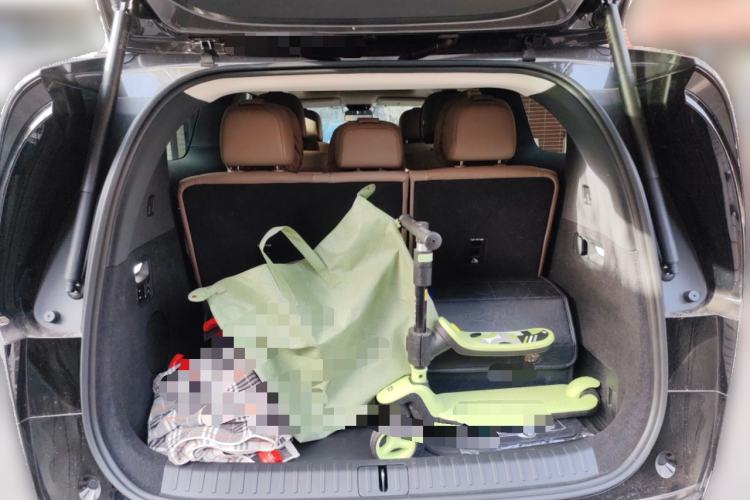 Used Li Auto MEGA 2025 Home Family Special Edition Trunk