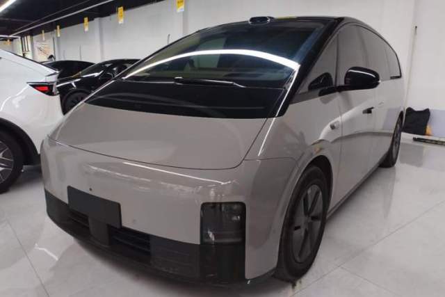 Used Li Auto MEGA 2025 Home Family Special Edition