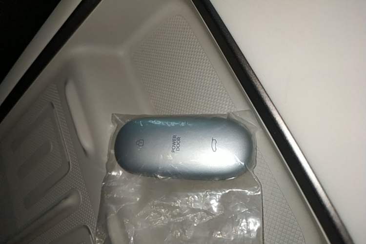 Used Li Auto MEGA 2025 Ultra Smart Refreshed Edition Vehicle Key