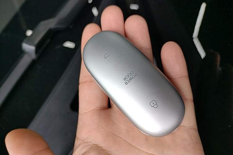 Used Li Auto MEGA 2025 Ultra Smart Refreshed Edition Vehicle Key