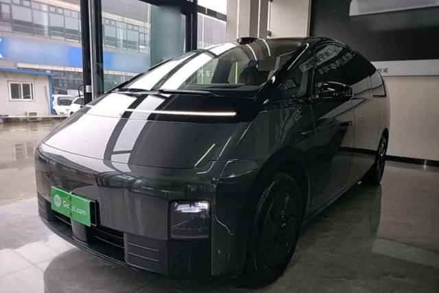 Used Li Auto MEGA 2025 Ultra Smart Refreshed Edition