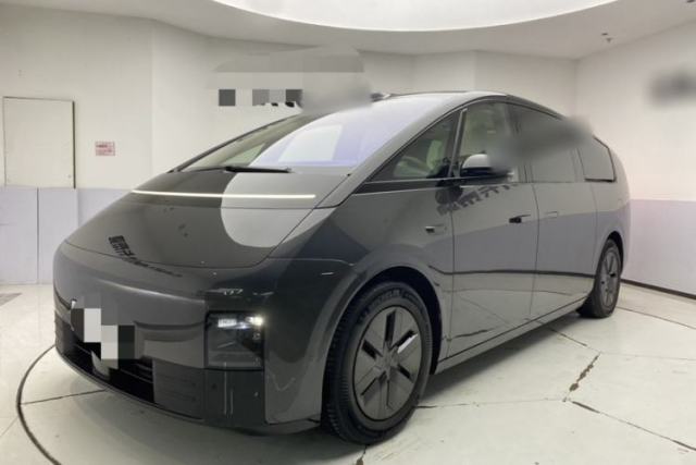Used Li Auto MEGA 2025 Home Family Special Edition