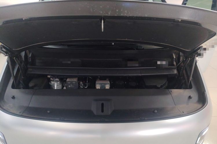 Used Li Auto MEGA 2025 Home Family Special Edition Engine Bay