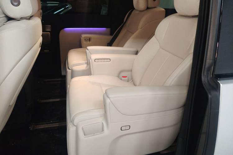 Used Li Auto MEGA 2025 Home Family Special Edition Left Rear Seat