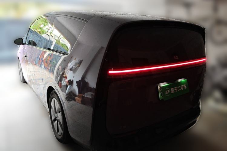 Used Li Auto MEGA 2025 Ultra Smart Refreshed Edition Rear Left 45 Deg