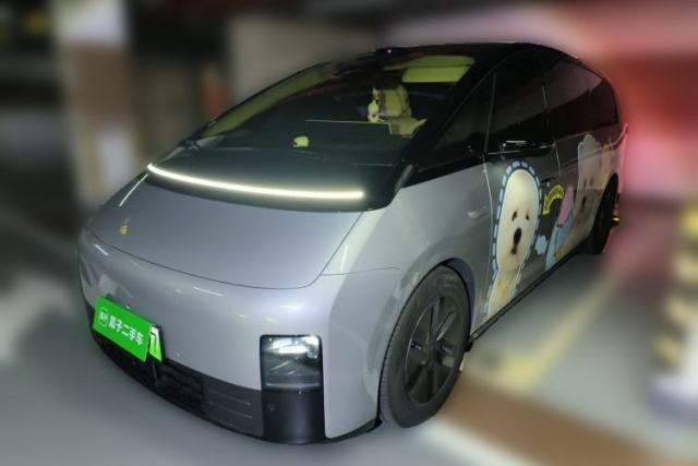 Used Li Auto MEGA 2025 Home Family Special Edition
