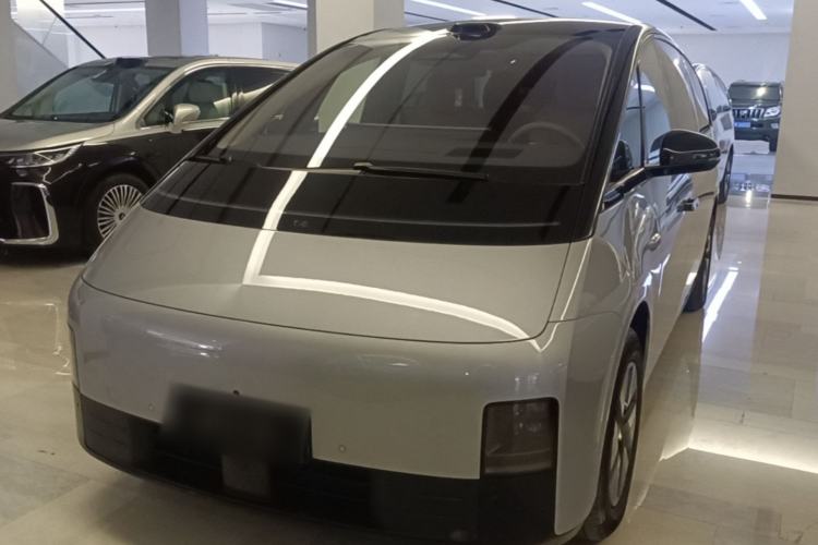 Li Auto MEGA 2025 Ultra Smart Refreshed Edition