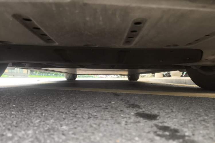 Used Li Auto MEGA 2025 Home Family Special Edition Chassis Rear