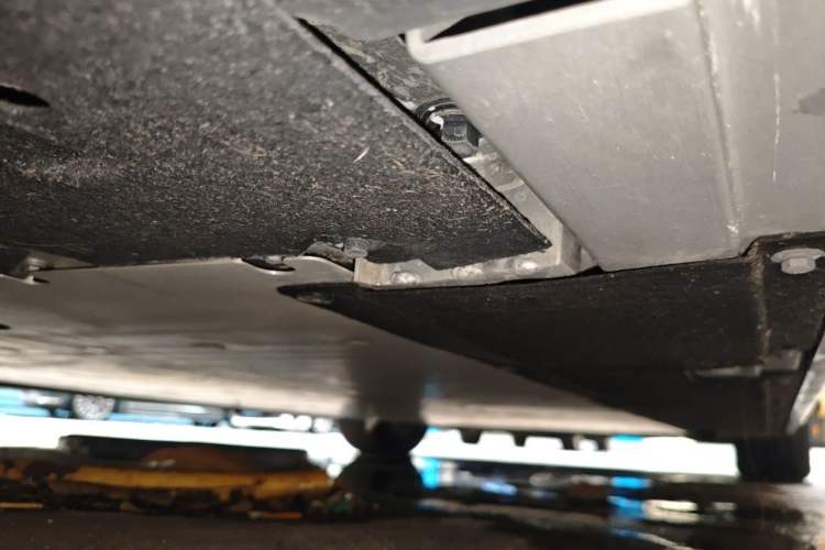 Used Li Auto MEGA 2025 Home Family Special Edition Chassis Rear Right