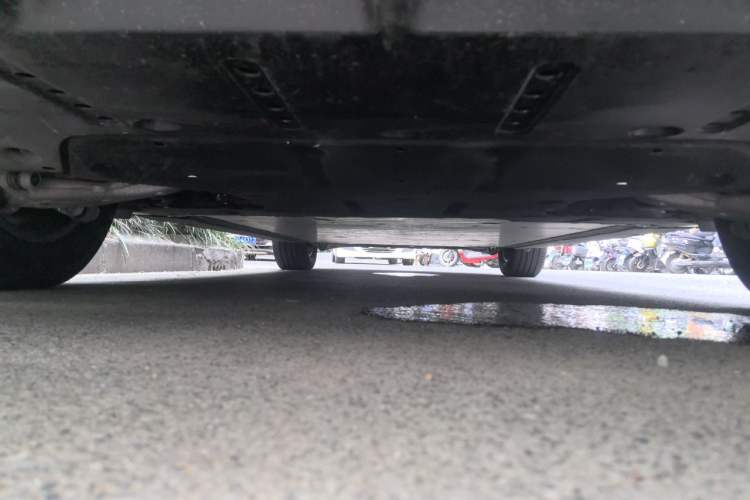 Used Li Auto MEGA 2025 Home Family Special Edition Chassis Rear
