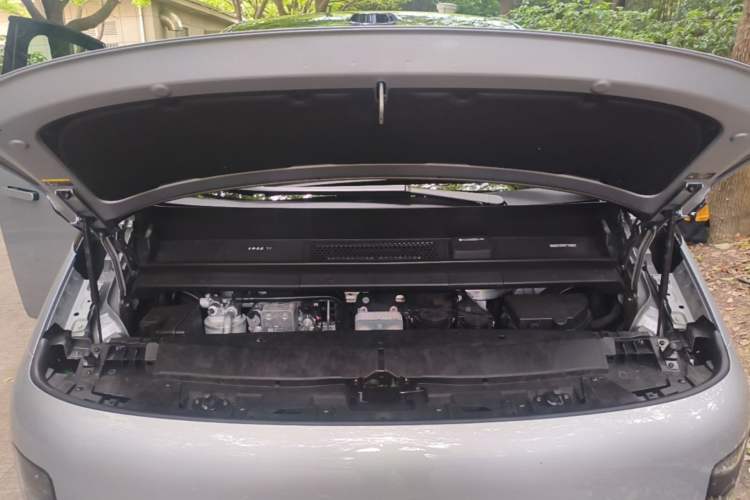 Used Li Auto MEGA 2025 Home Family Special Edition Engine Bay