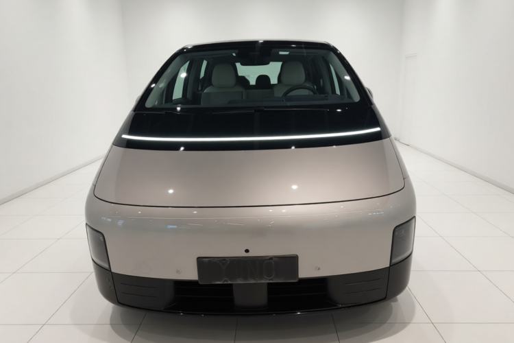 Used Li Auto MEGA 2025 Ultra Smart Refreshed Edition Front