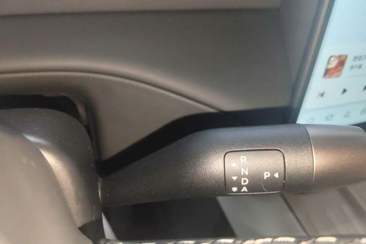 Used Li Auto MEGA 2025 Home Family Special Edition Gear Lever