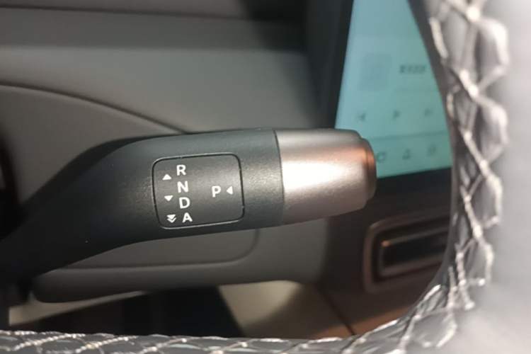 Used Li Auto MEGA 2025 Home Family Special Edition Gear Lever
