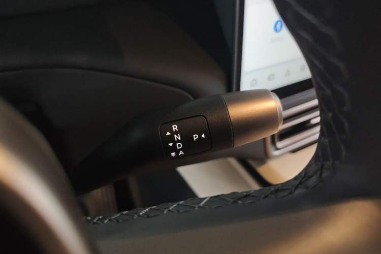 Used Li Auto MEGA 2025 Home Family Special Edition Gear Lever