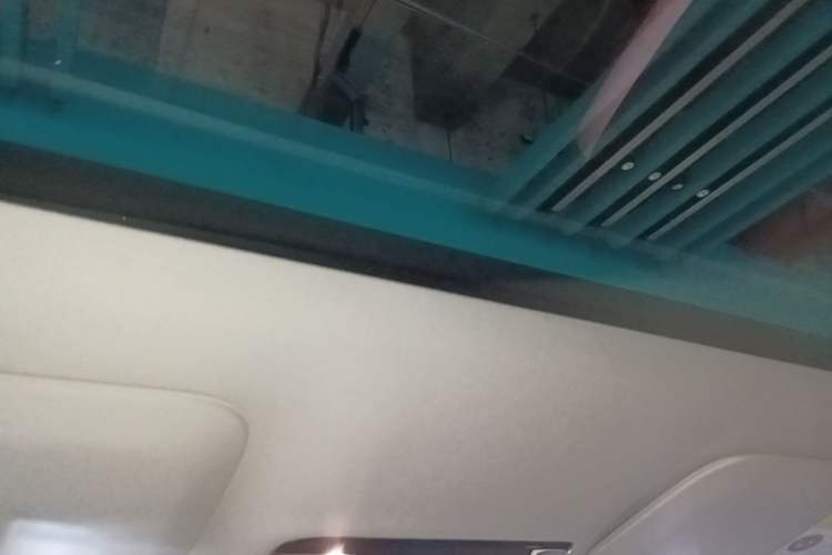 Used Li Auto MEGA 2025 Ultra Smart Refreshed Edition Headliner
