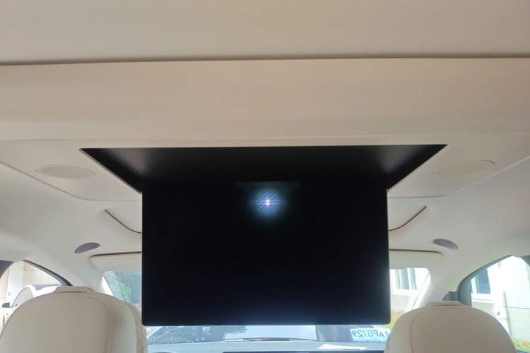 Used Li Auto MEGA 2025 Home Family Special Edition Headliner