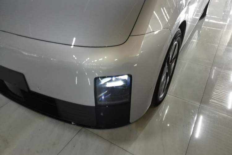 Used Li Auto MEGA 2025 Home Family Special Edition Left Front Headlight