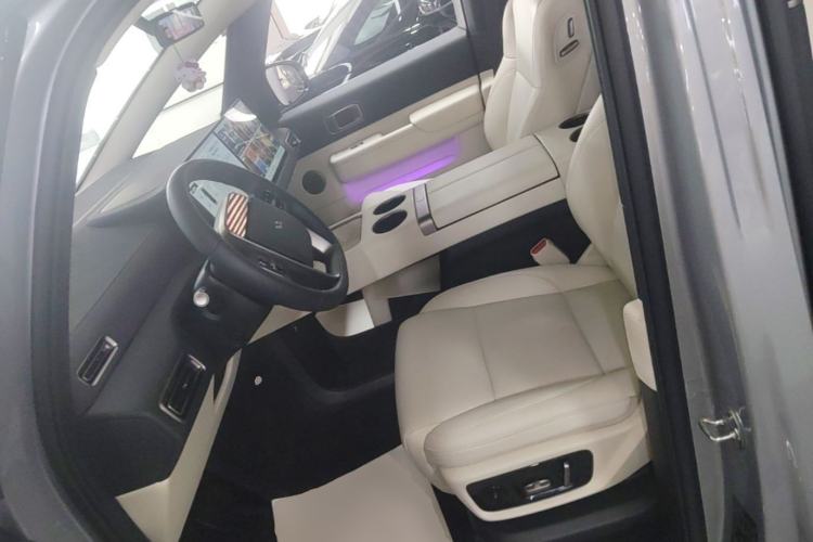 Used Li Auto MEGA 2025 Home Family Special Edition Left Front Seat