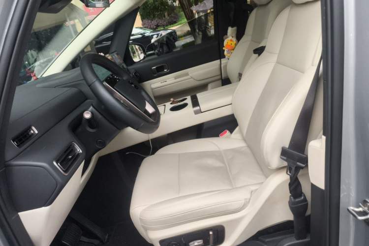 Used Li Auto MEGA 2025 Home Family Special Edition Left Front Seat