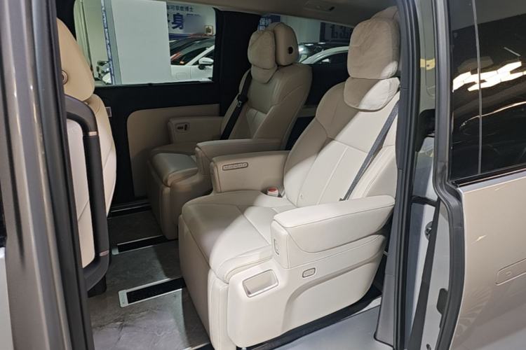 Used Li Auto MEGA 2025 Home Family Special Edition Left Rear Seat