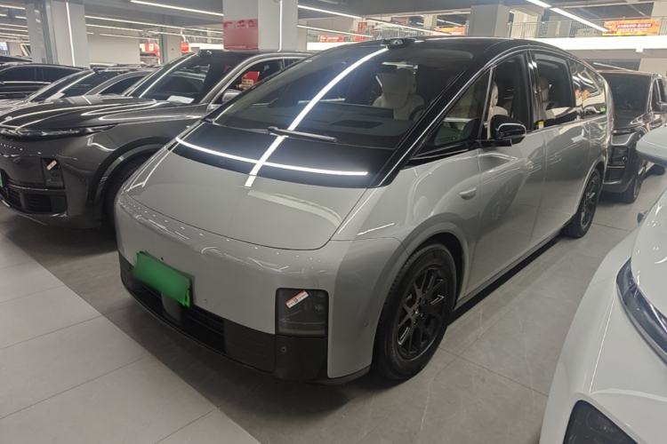 Li Auto MEGA 2025 Home Family Special Edition