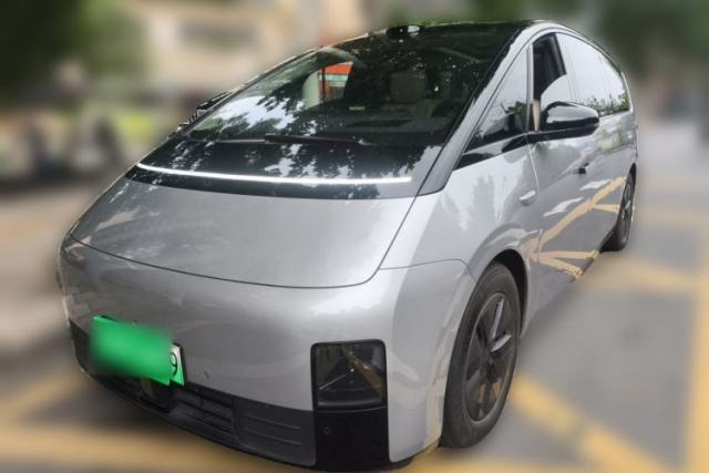 Used Li Auto MEGA 2025 Home Family Special Edition