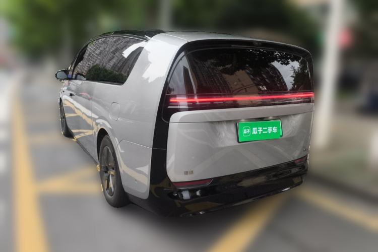 Used Li Auto MEGA 2025 Home Family Special Edition Rear Left 45 Deg