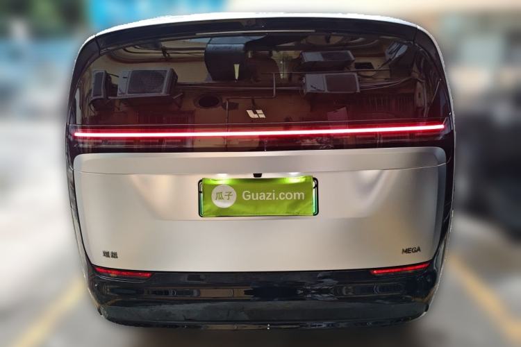 Used Li Auto MEGA 2025 Home Family Special Edition Rear