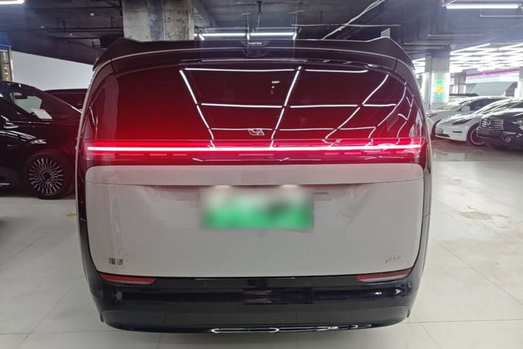 Used Li Auto MEGA 2025 Home Family Special Edition Rear