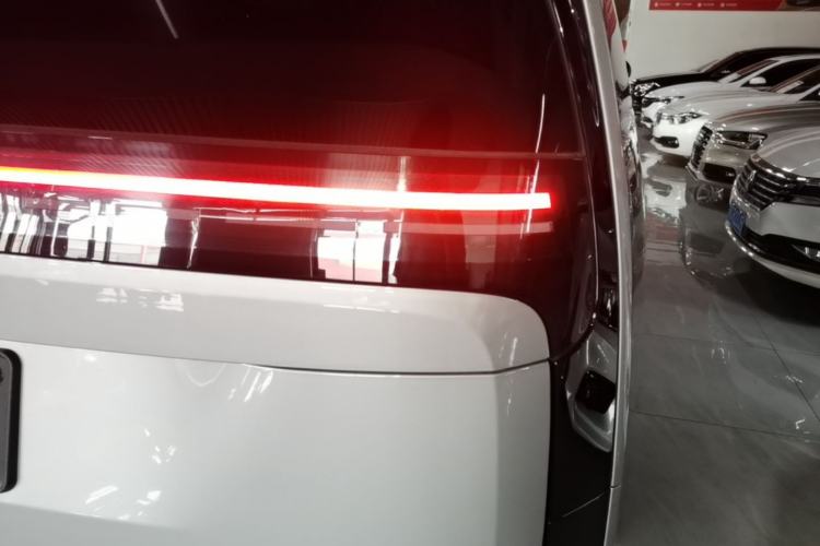 Used Li Auto MEGA 2025 Home Family Special Edition Right Rear Taillight