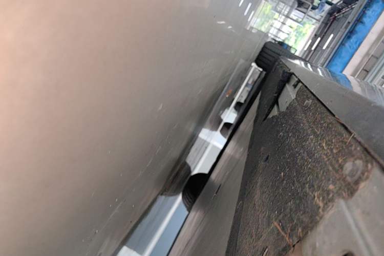 Used Li Auto MEGA 2025 Home Family Special Edition Right Side Sill