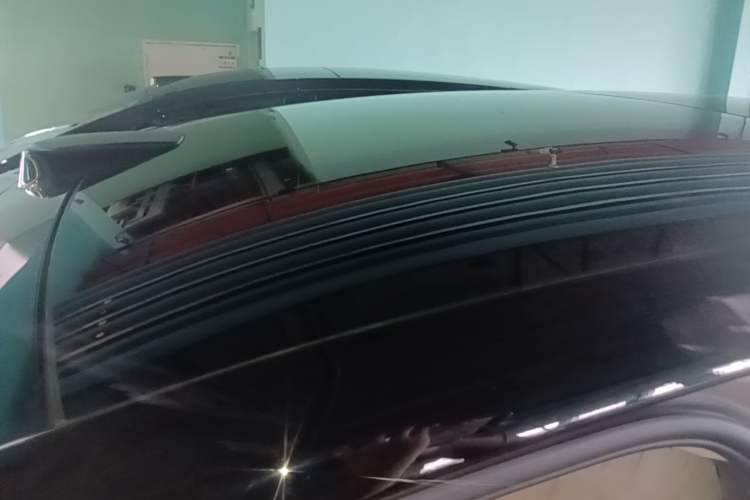 Used Li Auto MEGA 2025 Ultra Smart Refreshed Edition Roof