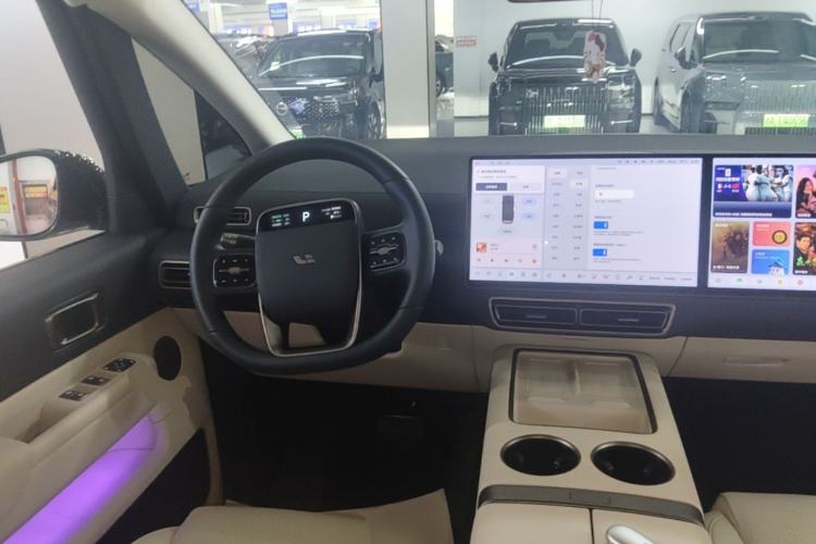 Used Li Auto MEGA 2025 Home Family Special Edition Steering Wheel