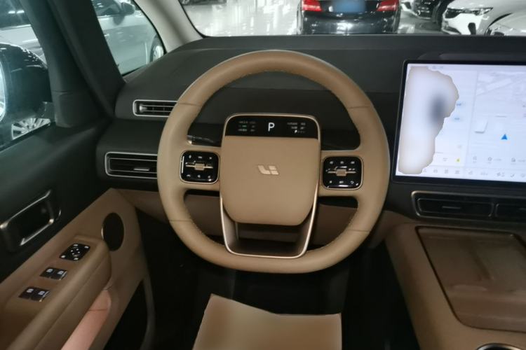 Used Li Auto MEGA 2025 Home Family Special Edition Steering Wheel