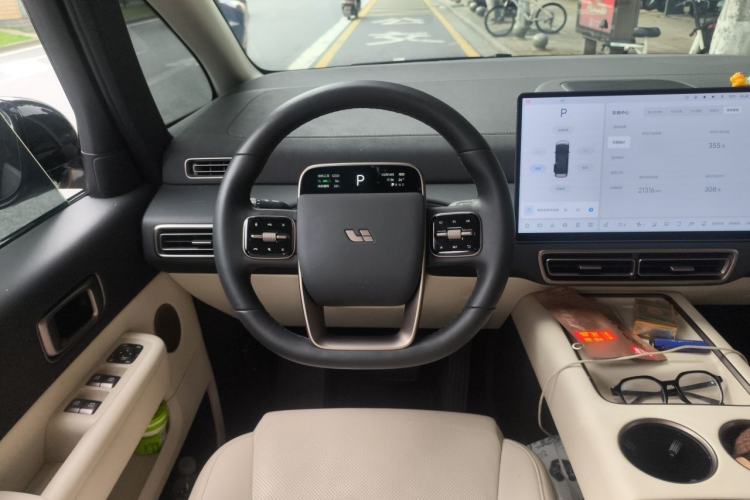 Used Li Auto MEGA 2025 Home Family Special Edition Steering Wheel