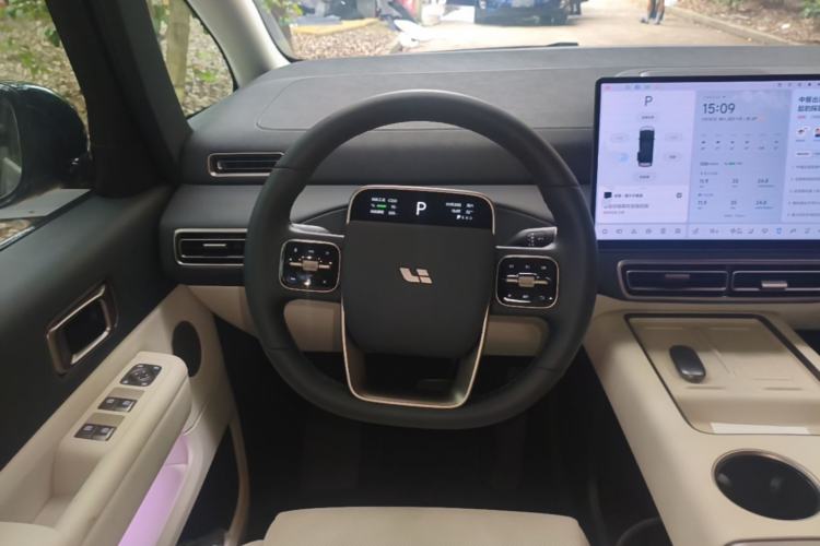 Used Li Auto MEGA 2025 Home Family Special Edition Steering Wheel