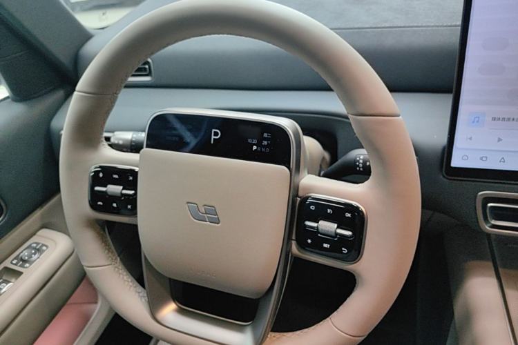 Used Li Auto MEGA 2025 Home Family Special Edition Steering Wheel