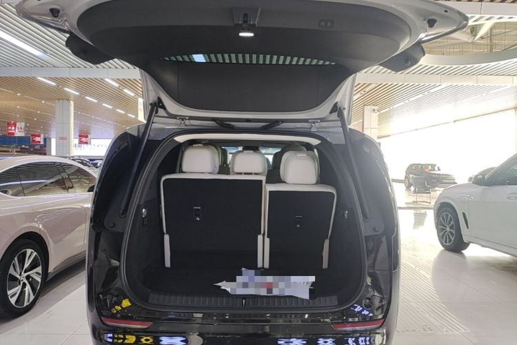 Used Li Auto MEGA 2025 Home Family Special Edition Trunk