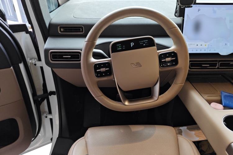Used Li Auto MEGA 2025 Ultra Smart Refreshed Edition Steering Wheel