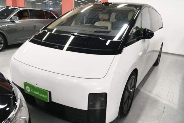Used Li Auto MEGA 2025 Home Family Special Edition