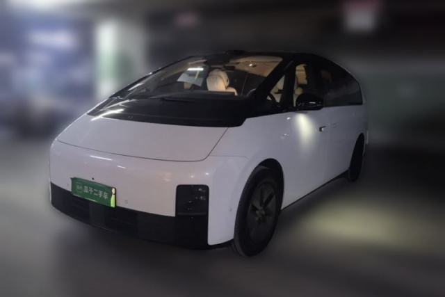 Used Li Auto MEGA 2025 Home Family Special Edition