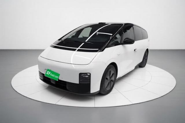 Li Auto MEGA 2025 Home Family Special Edition de segunda mano