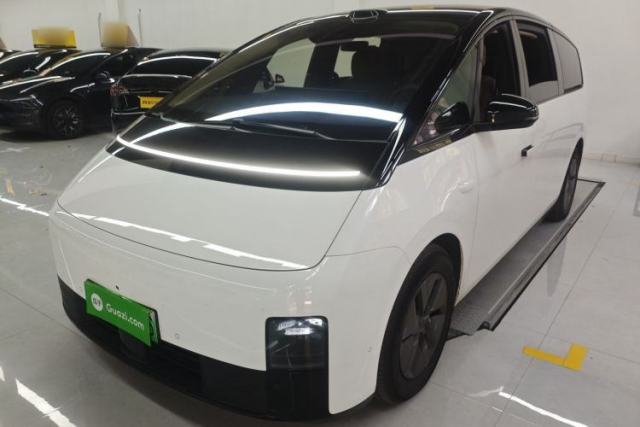 Used Li Auto MEGA 2025 Home Family Special Edition