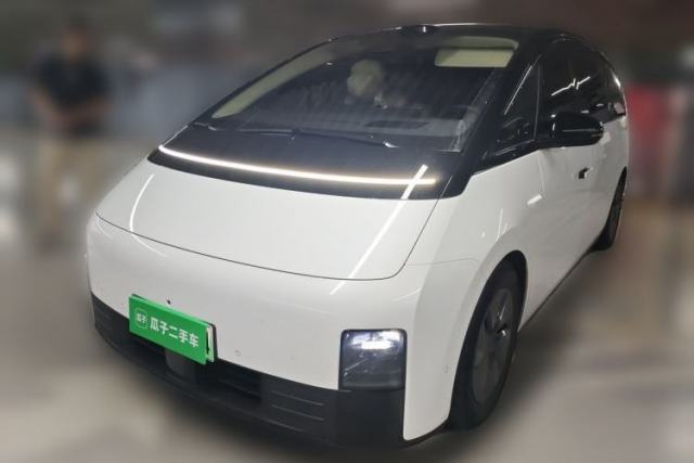 Used Li Auto MEGA 2025 Home Family Special Edition