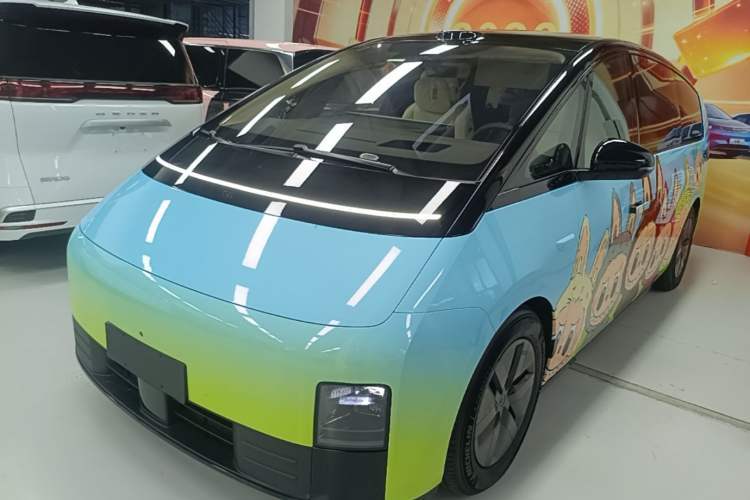 Used Li Auto MEGA 2025 Home Family Special Edition Guazi used car, China used car export, Used car for sale, Used Li Auto cars, Cheapest cars for sale, Electric vehicle, New energy car