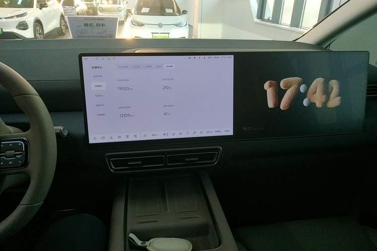 Used Li Auto MEGA 2025 Home Family Special Edition Audio And AC Panel