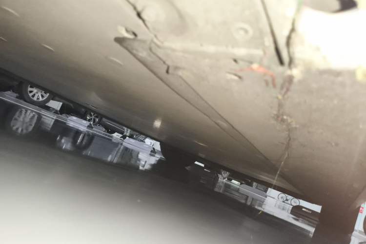 Used Li Auto MEGA 2025 Home Family Special Edition Chassis Front Left